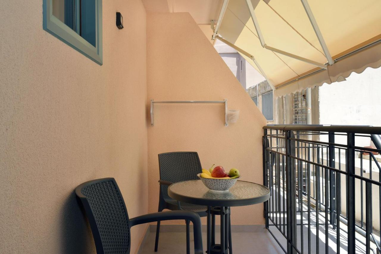 Rex Apartments Chania  Bagian luar foto
